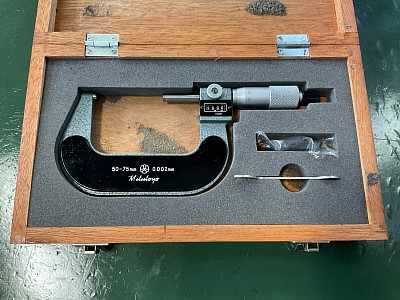 M820-75Vミツトヨ